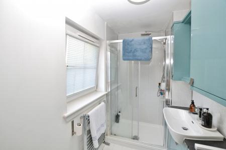 2 bedroom Flat to let in Timber Bush, Leith, Edinburgh, EH6
