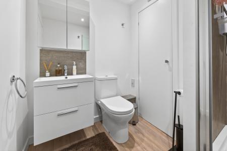 1 bedroom Flat for sale in 15/3 St Bernard's Row, Edinburgh, EH41HW