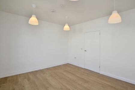 2 bedroom Flat to let in St. Clair Avenue, Leith, Edinburgh, EH6