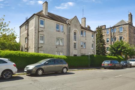 2 bedroom Flat to let in St. Clair Avenue, Leith, Edinburgh, EH6