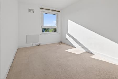 2 bedroom Flat for sale in 48/3, North Gyle Grove, Corstorphine, Edinburgh, EH12 8LF