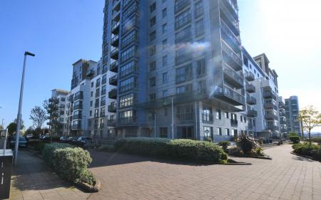 3 bedroom Flat to let in Western Harbour Midway, Edinburgh, EH6