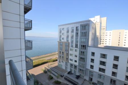 3 bedroom Flat to let in Western Harbour Midway, Edinburgh, EH6