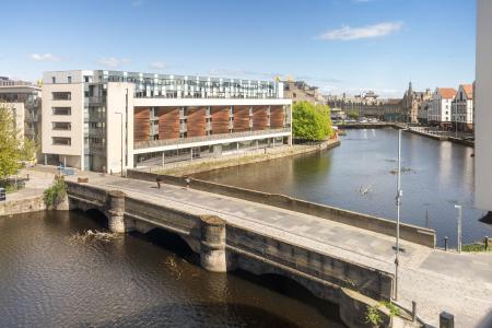 2 bedroom Flat for sale in 82/4 Shore, Edinburgh, EH6 6RG