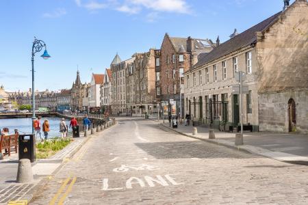 2 bedroom Flat for sale in 82/4 Shore, Edinburgh, EH6 6RG