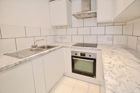 3 bedroom Flat to let in Caledonian Road, Edinburgh, EH11