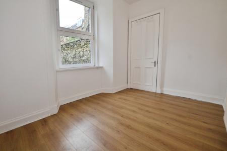 3 bedroom Flat to let in Caledonian Road, Edinburgh, EH11