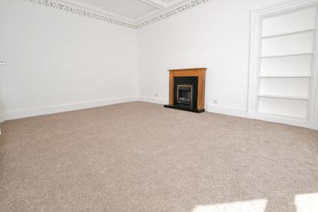 3 bedroom Flat to let in Caledonian Road, Edinburgh, EH11