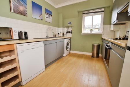 2 bedroom Flat to let in Trinity Way, Edinburgh, EH5