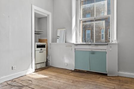 2 bedroom Flat for sale in 3 2f1 Meadowbank, Edinburgh, EH8 8JE