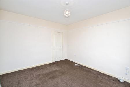2 bedroom Flat to let in Easter Drylaw View, Edinburgh, EH4