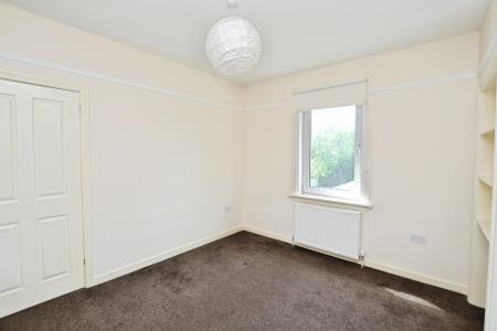 2 bedroom Flat to let in Easter Drylaw View, Edinburgh, EH4