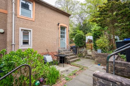 3 bedroom Maisonette for sale in 47 Bountrees, Jedburgh, TD8 6EY
