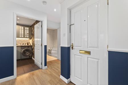 2 bedroom Flat for sale in 135 Queens Crescent, Livingston, EH54 8EJ