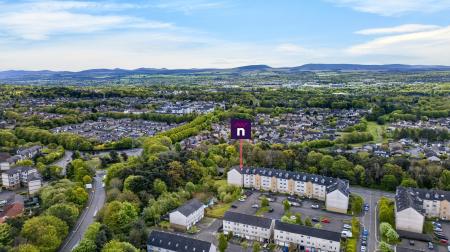 2 bedroom Flat for sale in 135 Queens Crescent, Livingston, EH54 8EJ
