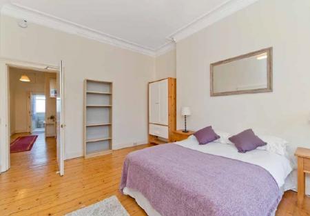 4 bedroom Flat to let in Dalkeith Road, Edinburgh, EH16