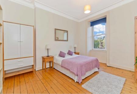 4 bedroom Flat to let in Dalkeith Road, Edinburgh, EH16