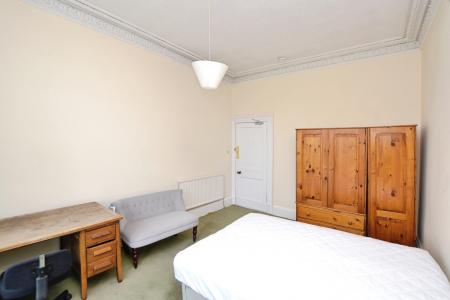3 bedroom Flat to let in Blackford Avenue, Edinburgh, EH9
