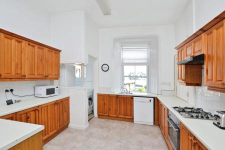 3 bedroom Flat to let in Blackford Avenue, Edinburgh, EH9