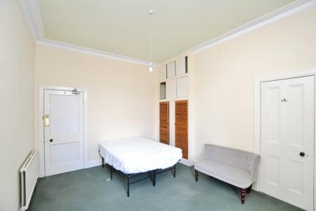 3 bedroom Flat to let in Blackford Avenue, Edinburgh, EH9