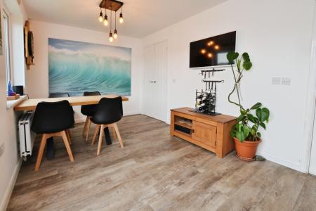 4 bedroom Detached house to let in Blair Road, Calderwood, Livingston, EH53