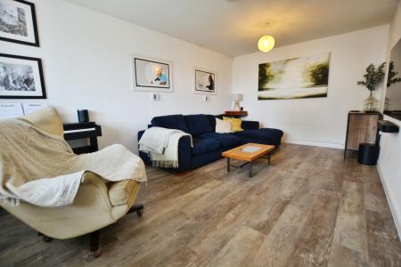 4 bedroom Detached house to let in Blair Road, Calderwood, Livingston, EH53