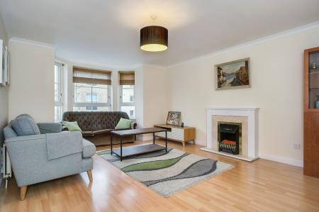 2 bedroom Flat to let in Dicksonfield, Edinburgh, EH7