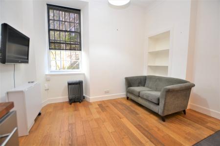 1 bedroom Flat to let in North Junction Street, Edinburgh, EH6