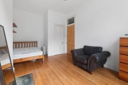1 bedroom Flat for sale in Wellington Street, Hillside, Edinburgh, EH7