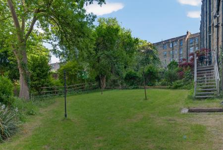 1 bedroom Flat for sale in Wellington Street, Hillside, Edinburgh, EH7