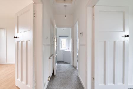 2 bedroom Flat for sale in 71 Crewe Crescent, Edinburgh, EH5 2JR