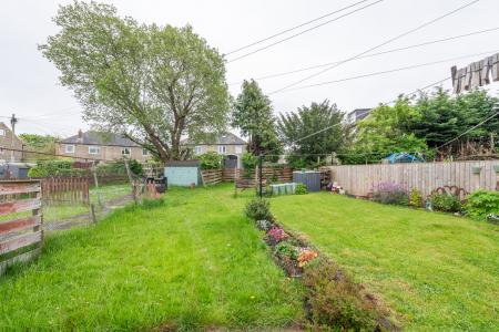 2 bedroom Flat for sale in 71 Crewe Crescent, Edinburgh, EH5 2JR
