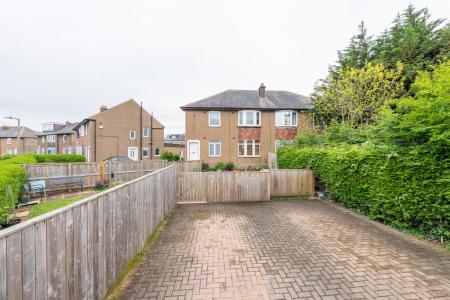 2 bedroom Flat for sale in 71 Crewe Crescent, Edinburgh, EH5 2JR