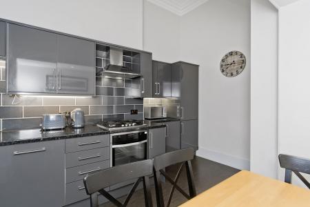 2 bedroom Flat to let in Strathearn Road, Marchmont, Edinburgh, EH9