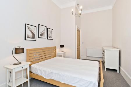 2 bedroom Flat to let in Strathearn Road, Marchmont, Edinburgh, EH9