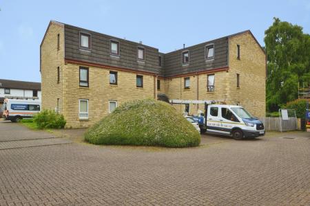 2 bedroom Flat to let in North Meggetland, Edinburgh, EH14