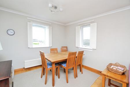 2 bedroom Flat to let in North Meggetland, Edinburgh, EH14