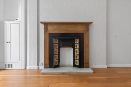 2 bedroom Flat for sale in 17, flat 1, Dean Park Street, Edinburgh, EH4 1JS