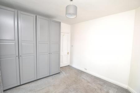 2 bedroom Flat to let in Corbiehill Terrace, Edinburgh, EH4