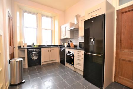 1 bedroom Flat to let in Inverleith Gardens, Inverleith, Edinburgh, EH3