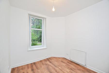 2 bedroom Flat to let in Annfield, Newhaven, Edinburgh, EH6