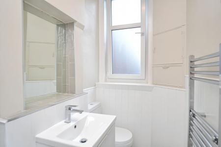 2 bedroom Flat to let in Annfield, Newhaven, Edinburgh, EH6