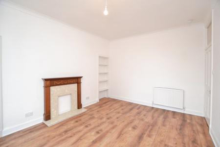 2 bedroom Flat to let in Annfield, Newhaven, Edinburgh, EH6