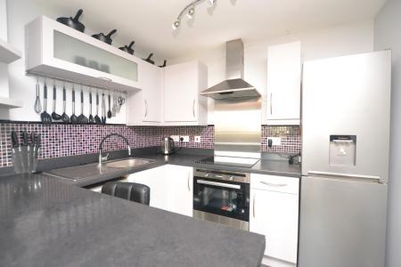 2 bedroom Flat to let in Waterfront Park, Granton, Edinburgh, EH5