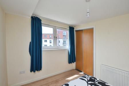 2 bedroom Flat to let in Lochend Park View, Lochend, Edinburgh, EH7
