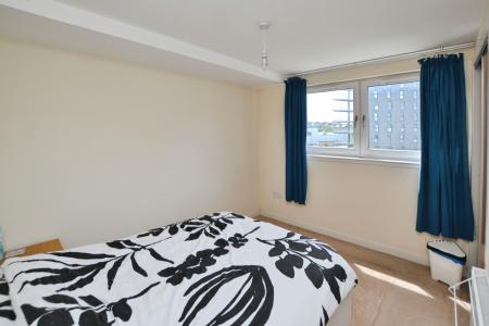 2 bedroom Flat to let in Lochend Park View, Lochend, Edinburgh, EH7