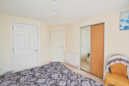 2 bedroom Flat to let in Lochend Park View, Lochend, Edinburgh, EH7
