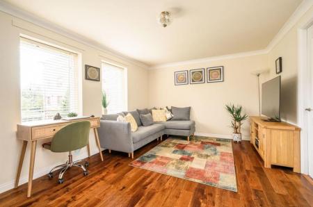 2 bedroom Flat to let in North Werber Place, Fettes, Edinburgh, EH4