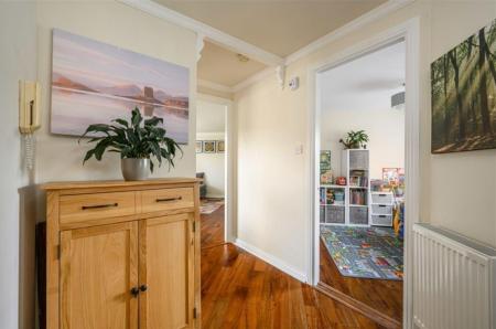 2 bedroom Flat to let in North Werber Place, Fettes, Edinburgh, EH4