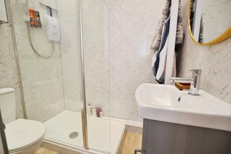 2 bedroom Flat to let in Cochran Terrace, Edinburgh, EH7